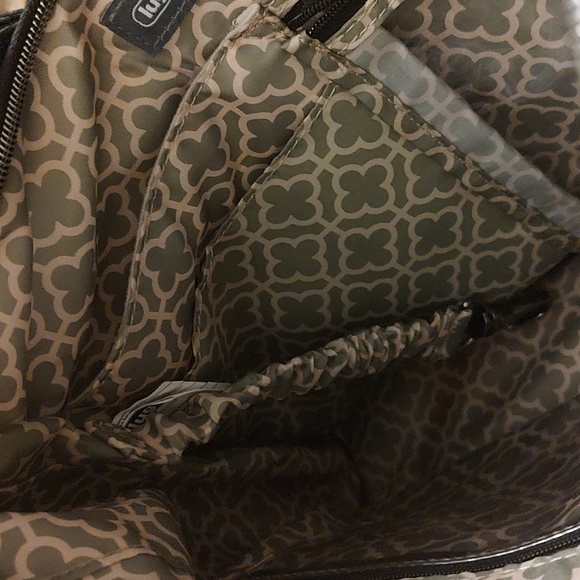 (SALE) Lug purse - Picture 12 of 12